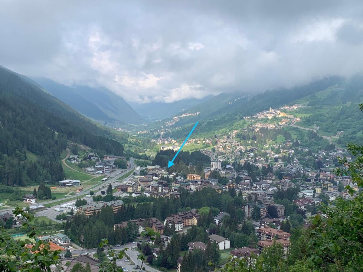 White Rock Apartment Ponte Di Legno Bagian luar foto