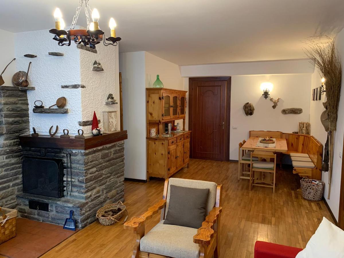 White Rock Apartment Ponte Di Legno Bagian luar foto